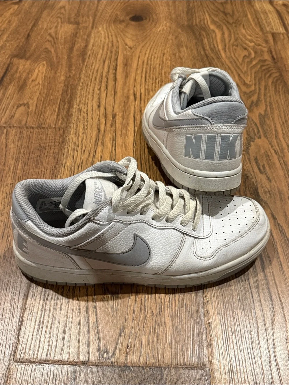 Nike Big Low White/Wolf Grey   Low-Top Sneakers